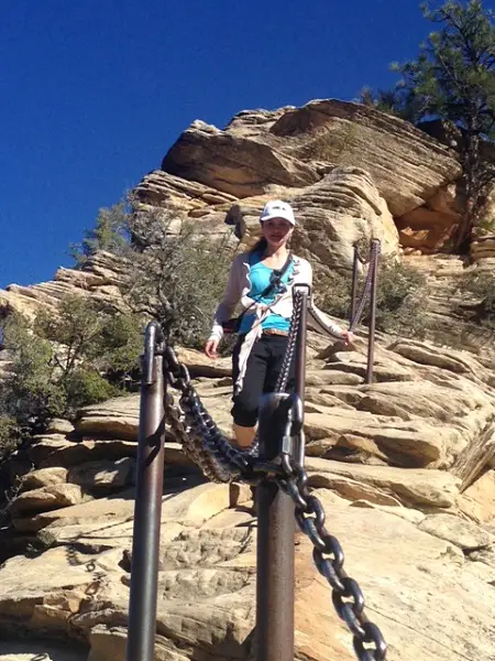 Chain On Ridge Up To Angels Landing