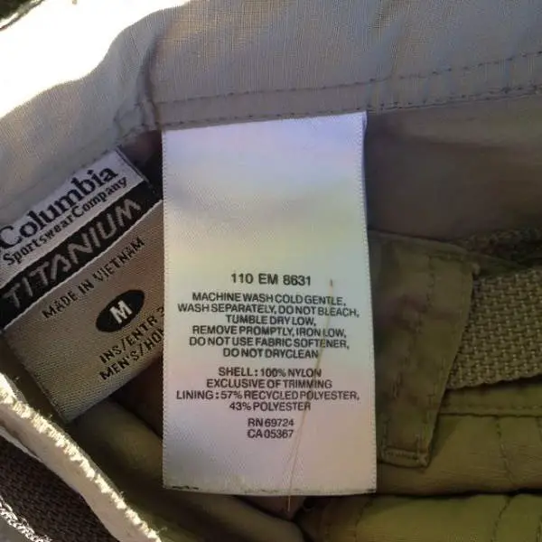 Hiking Pants Label