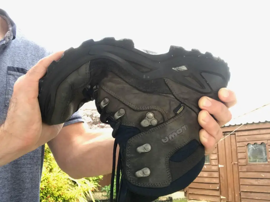 Hiking Boot Sole Flexibility