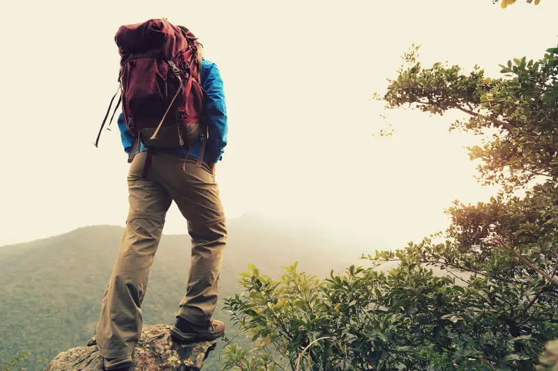 best way to carry water hiking