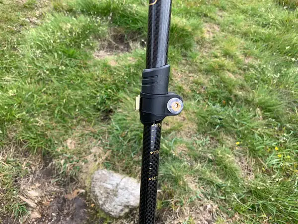 Montem-3K-Carbon-Fiber-Trekking-Poles-Height-Markings